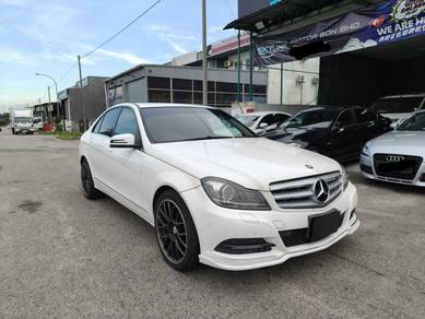 Mercedes Benz C200 200 CGI BlueEFCY AVNTGRDE(CKD) in Johor Bahru, JHR