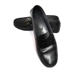 Tod's women black leather penny loafers