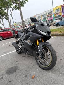 Yamaha R15