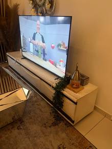 Coffee table n Almari tv