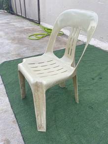YA70L1 Kerusi Plastik Plastic Chair