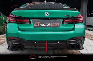 BMW G30 Rear Diffuser With Brake Light BMP Design
