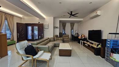 Bungalow House For Sale in Ayer Keroh,MLK