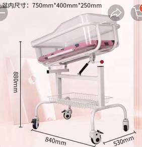 Newnborn Bed Removable Tilt Transparent