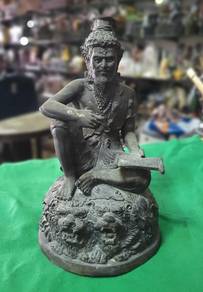 Worship Buddha