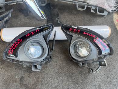 No 10-2-11 Mazda 2 Demio Skyactiv Bumper Foglamp