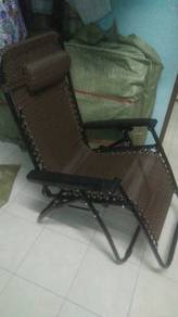 kerusi malas boleh baring