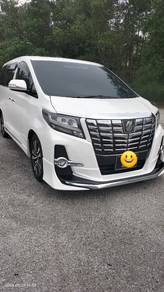 Toyota Alphard 240G in Johor Bahru, JHR