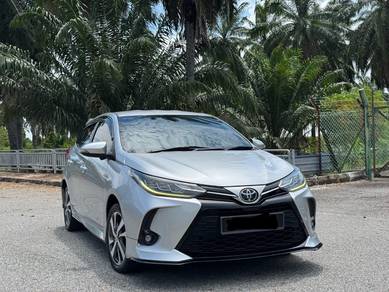 2021 Toyota Yaris E