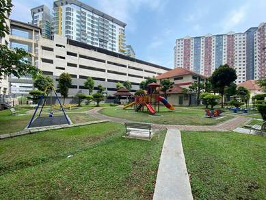 Apartment For Auction in Vista Pinggiran