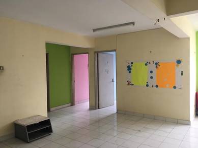 Apartment For Sale in Aman Dua