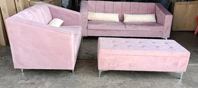 sofa 23 + storage