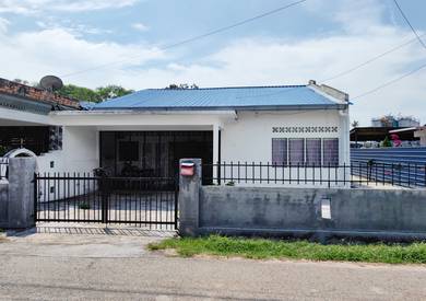 Semi-Detached House For Sale in Port Dickson,NSN