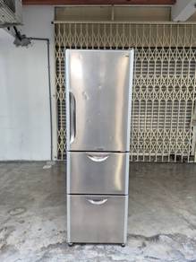 Hitachi fridge 3door automatic ice maker 305L