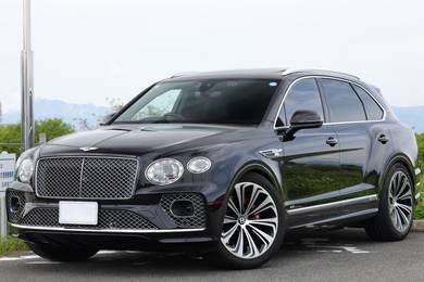 Bentley Bentayga V8 FIRST EDITION in Bangsar, KUL