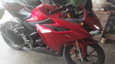 Honda CBR150R