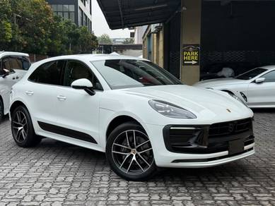 2022 Porsche Macan 