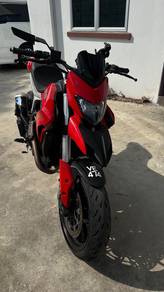 Ducati Hyperstrada 821