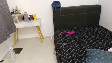 Room in Petaling Jaya, SGR