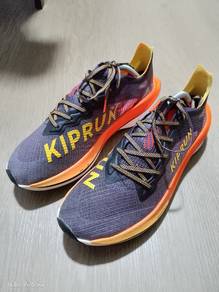 kasut running