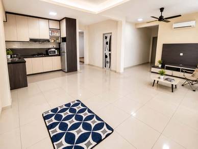 Condominium For Sale in Delima Emas Condominium