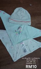 Poney Baby Hat, Baby Bib