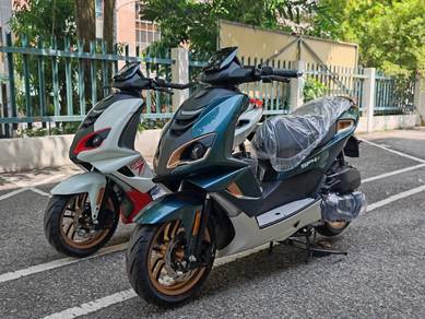 Peugeot Speedfight 4+
