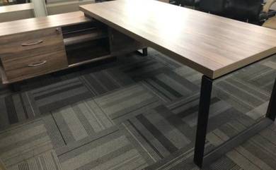 Office Table Director Table Oak Metal Drawers