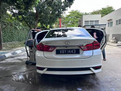 Honda City E in Puchong, KUL