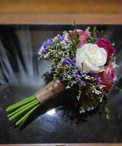 Bunga Tangan Pengantin / Artificial Bridal Bouquet
