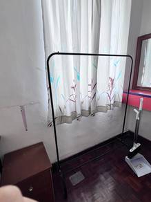clothes rack
