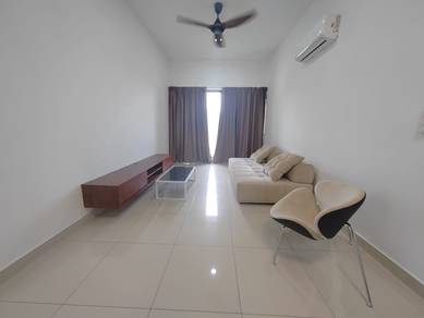 Condominium For Rent in Legendview