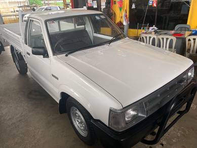 1995 Mazda B2200