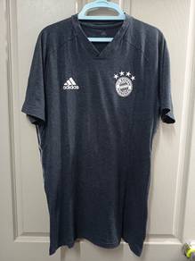FC Bayern München casual adidas t-shirt not jersey