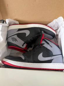 Air Jordan 1 Mid “Black/Cement Grey/Fire Red”