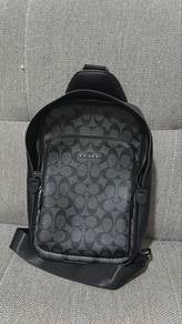 Men Coach Ethan Pack Sling Bag to let go