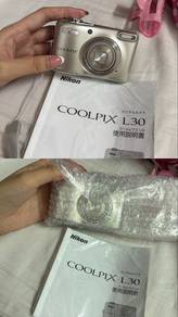 nikon coolpix l30