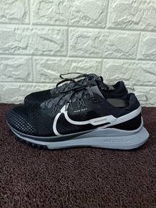 uk6.5 Nike Pegasus Trail