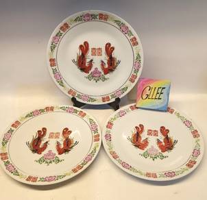 70s 7inch Vintage pcs 3 Porcelain Plate 
