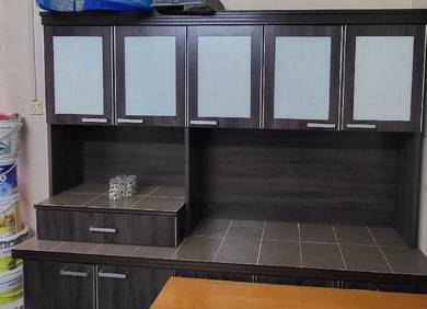 Kitchen cabinet 