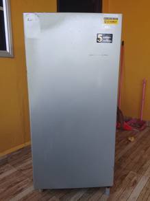 Peti ais satu pintu & mesen basuh 6kg