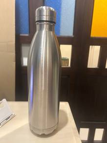 Clearance- Stainless steel Vacuum Bottle 1000mls