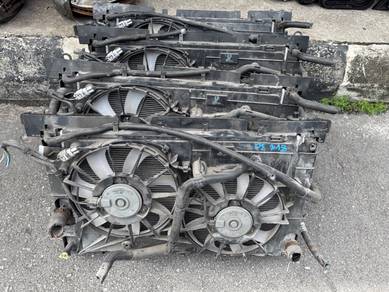 Toyota Prius Zvw30 Radiator And Fan Motor Jpn