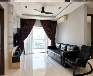Condominium For Sale in Bay Point @ Country Garden Danga Bay