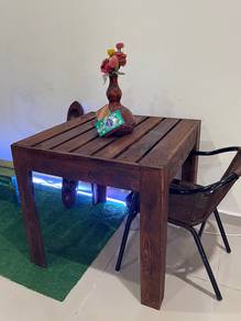 meja kayu