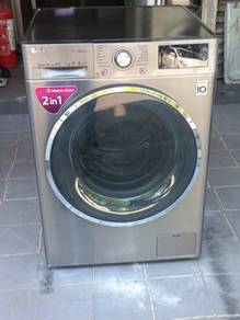 LG 2in1 front load hot washer with dryer 10.5/7-kg