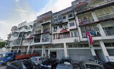 Apartment For Sale in Shop Apartment Taman Puchong Intan