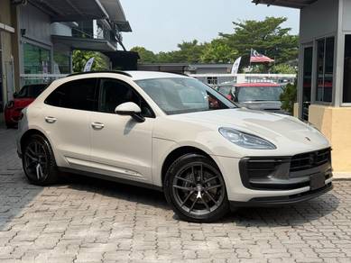 Porsche Macan FACELIFT in Kota Damansara, SGR