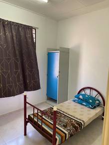 Room in Ayer Keroh, MLK