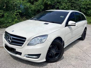 Mercedes Benz R300L 300L AMG (CBU) in KLCC, KUL